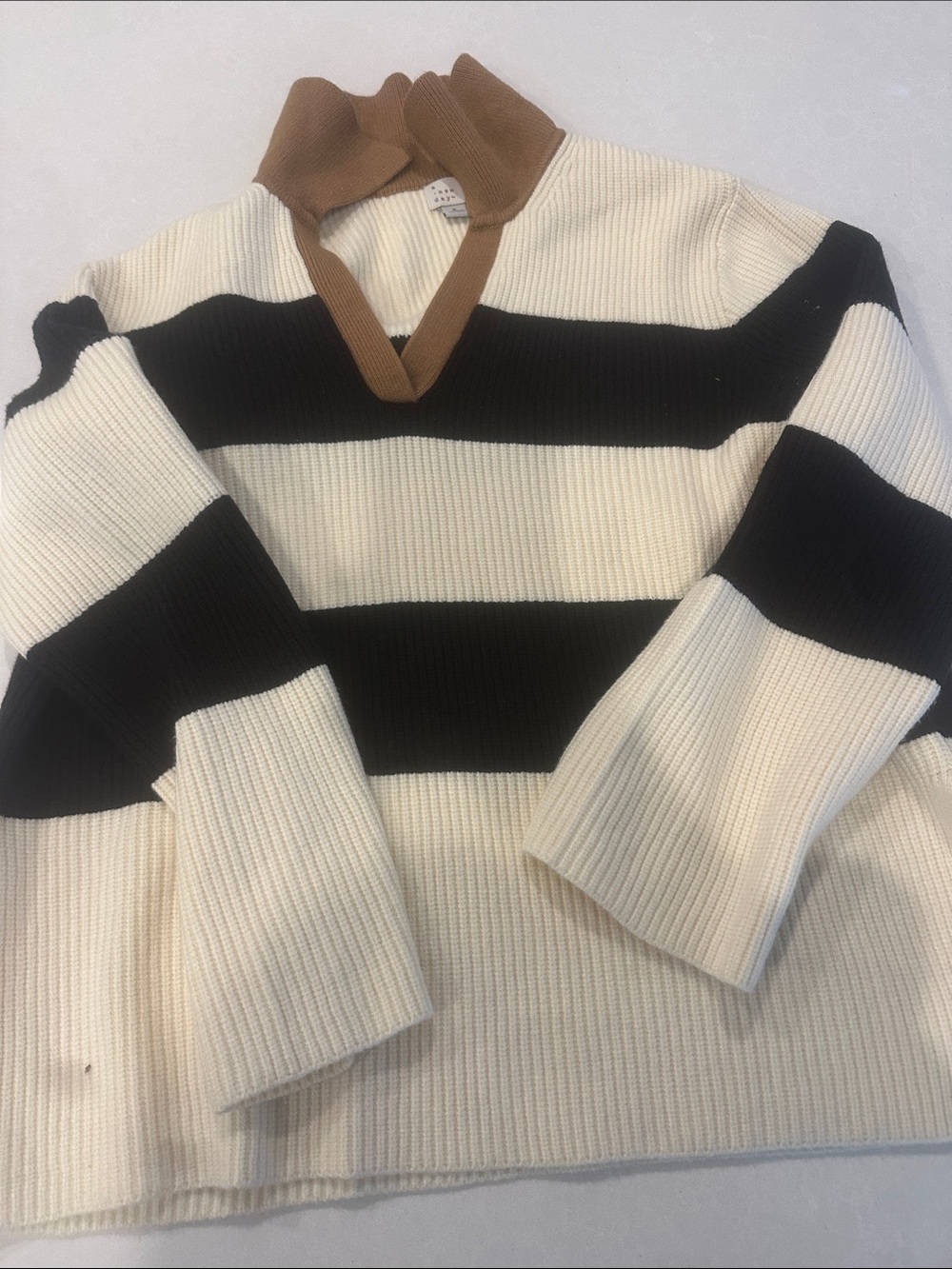a new day Striped V-Neck Sweater in Cream, Black & Brown